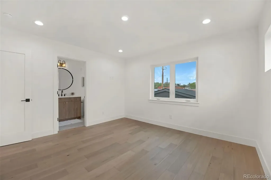 2662 S Acoma Street Denver CO 80223