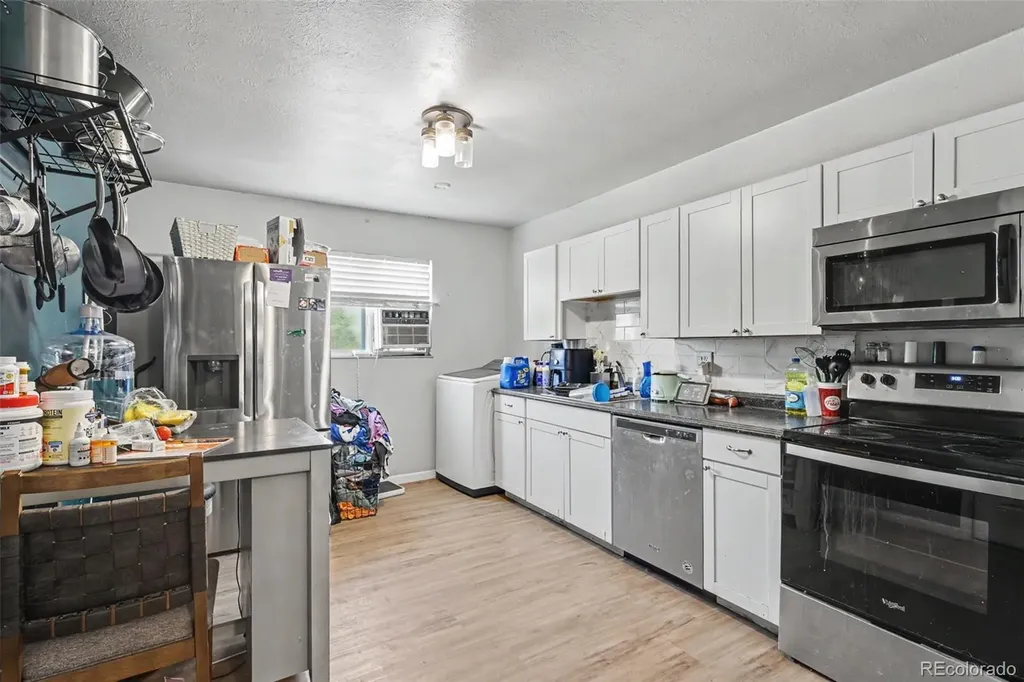 2610 Glenwood Drive Colorado Springs CO 80906