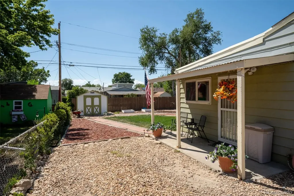 7811 Olive Street Commerce City CO 80022