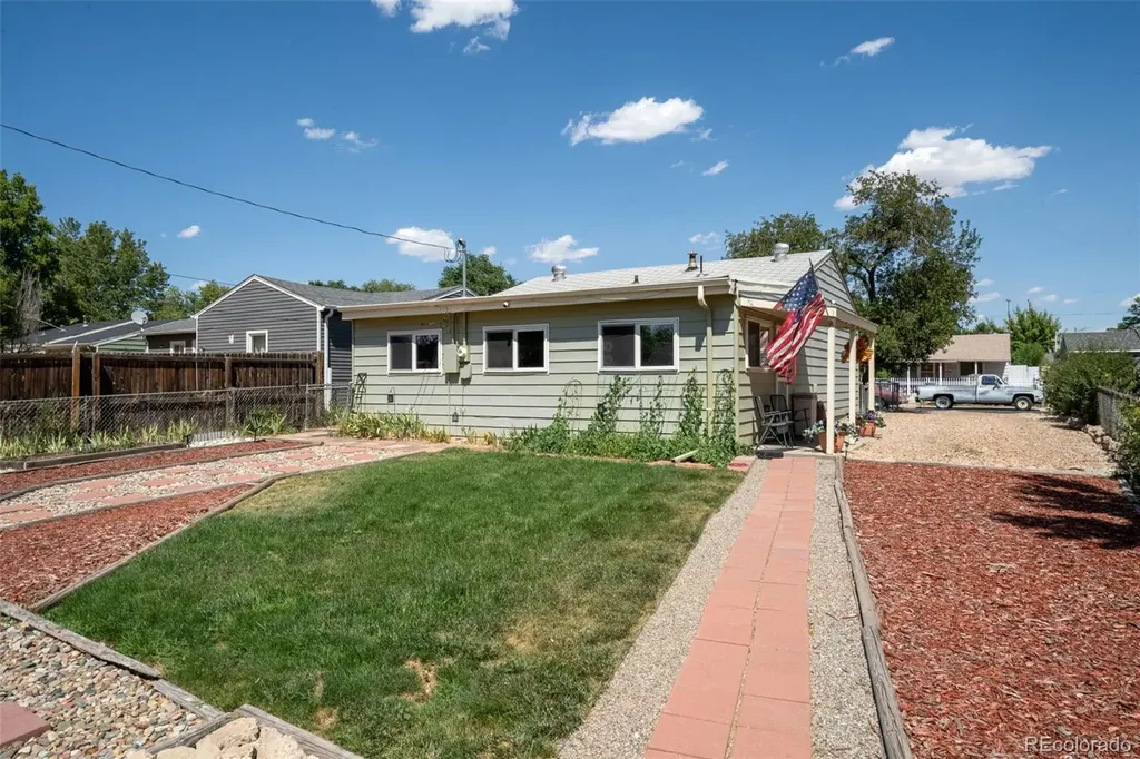 7811 Olive Street Commerce City CO 80022