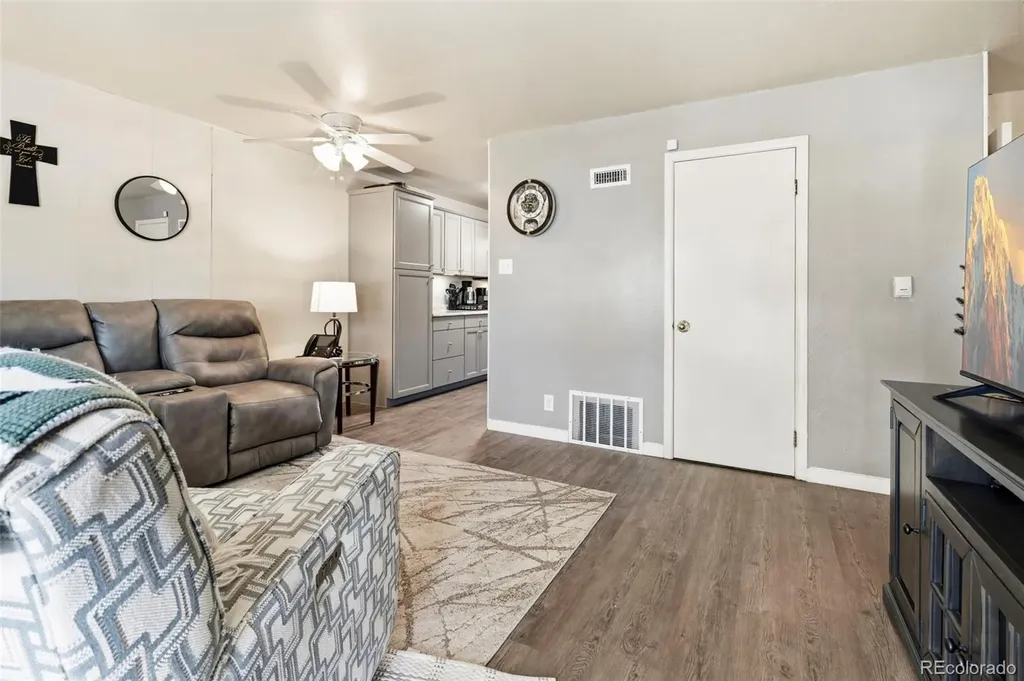 7811 Olive Street Commerce City CO 80022