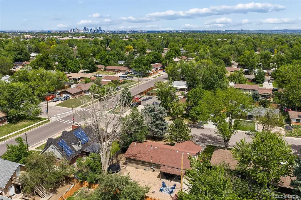 1521 S Carr Street Lakewood CO 80232