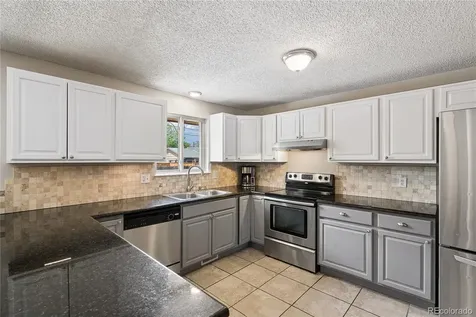 1521 S Carr Street Lakewood CO 80232