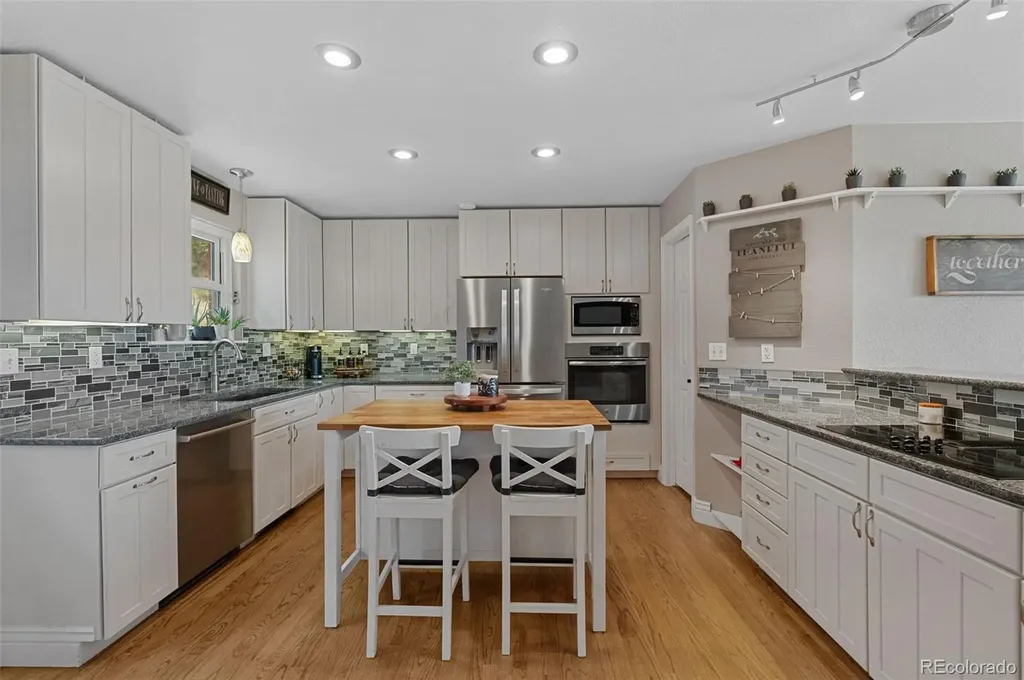 2510 Valley Park Drive Larkspur CO 80118