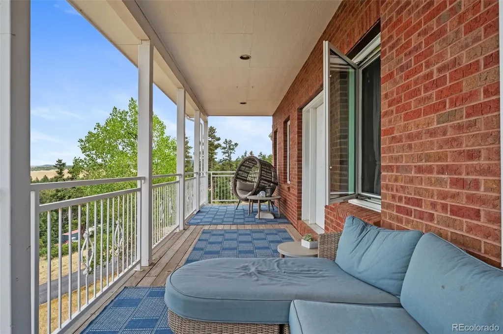 2510 Valley Park Drive Larkspur CO 80118