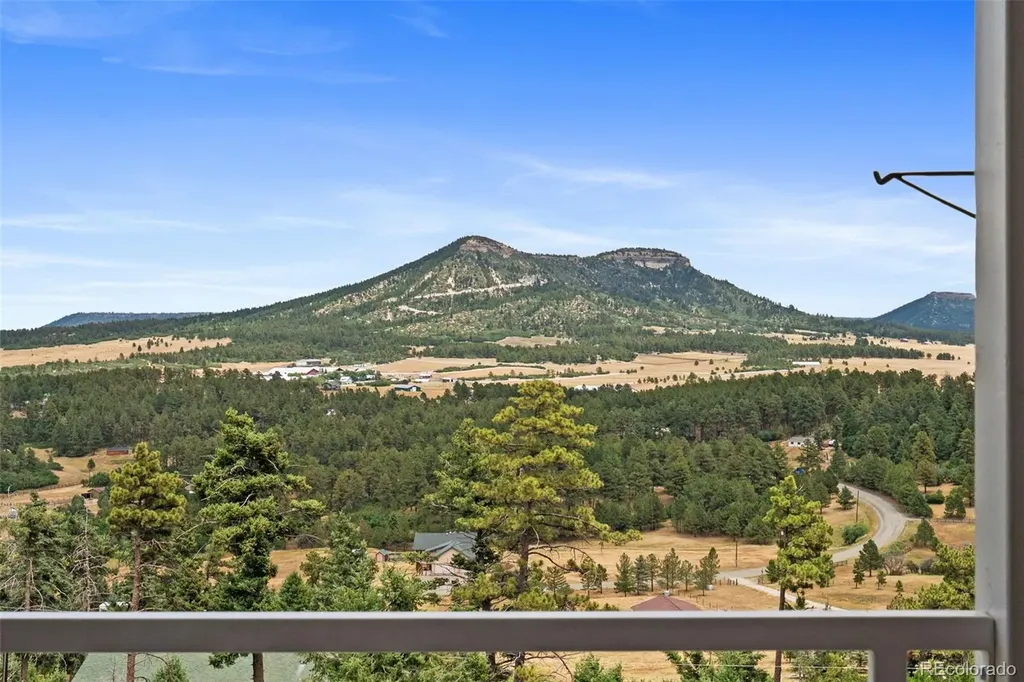 2510 Valley Park Drive Larkspur CO 80118