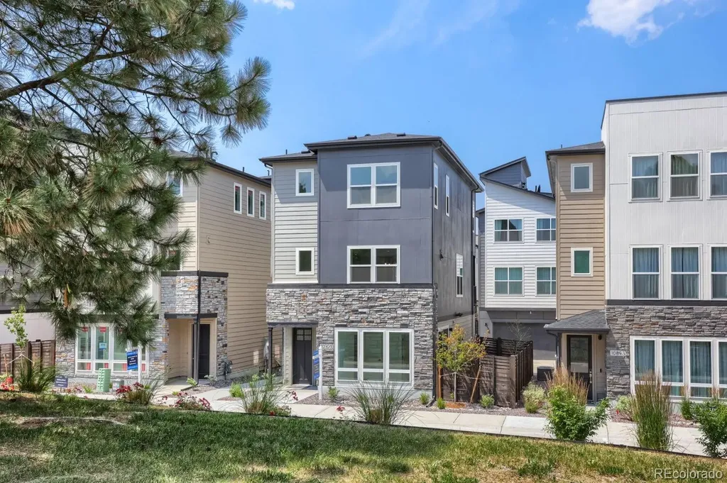 10904 E Hinsdale Circle Centennial CO 80112