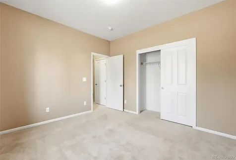 5040 S Netherland Street S Centennial CO 80015