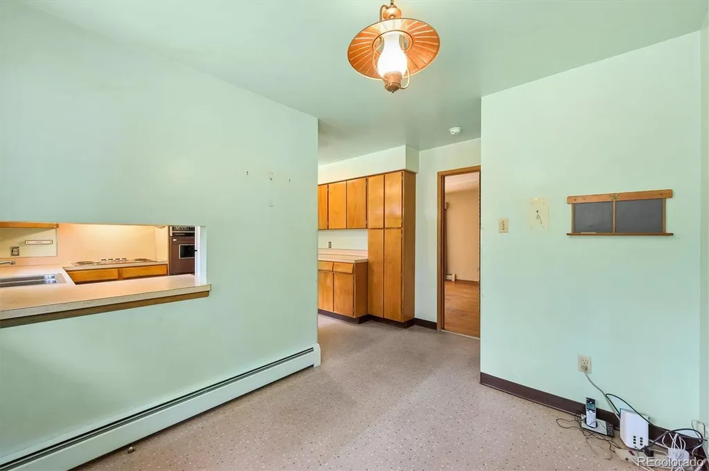 6408 S Acoma Street Littleton CO 80120