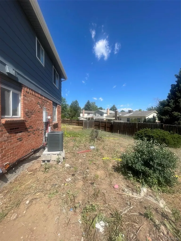 1554 S Fraser Way Aurora CO 80012
