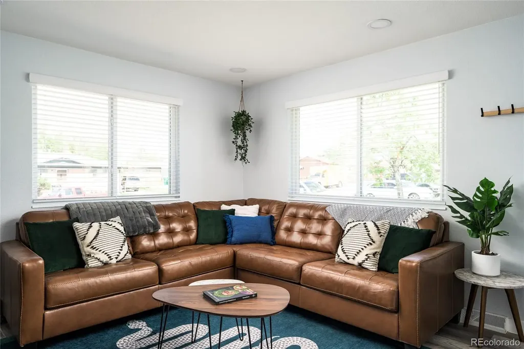 6338 Julian Street Denver CO 80221