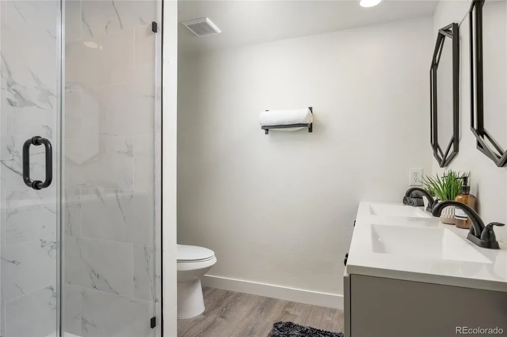 6338 Julian Street Denver CO 80221