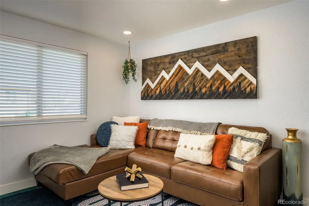 6338 Julian Street Denver CO 80221