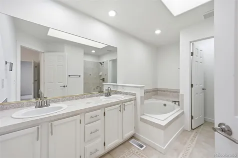 8511 S Upham Way Littleton CO 80128
