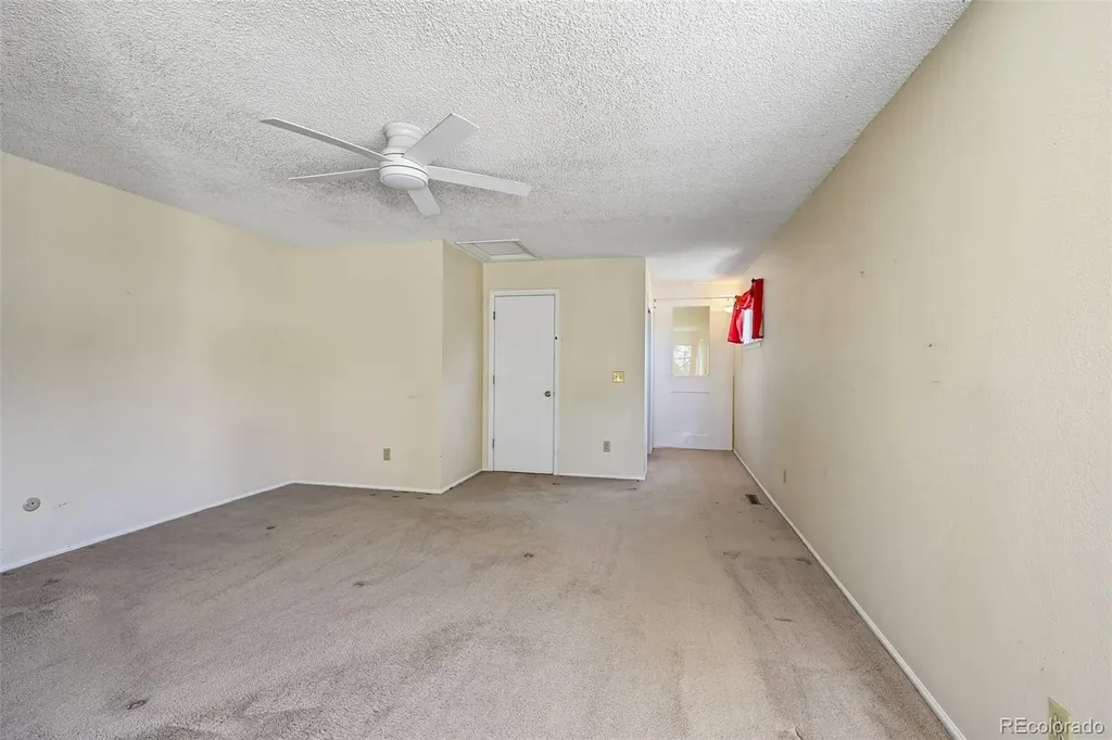 3990 S Rifle Court Aurora CO 80013