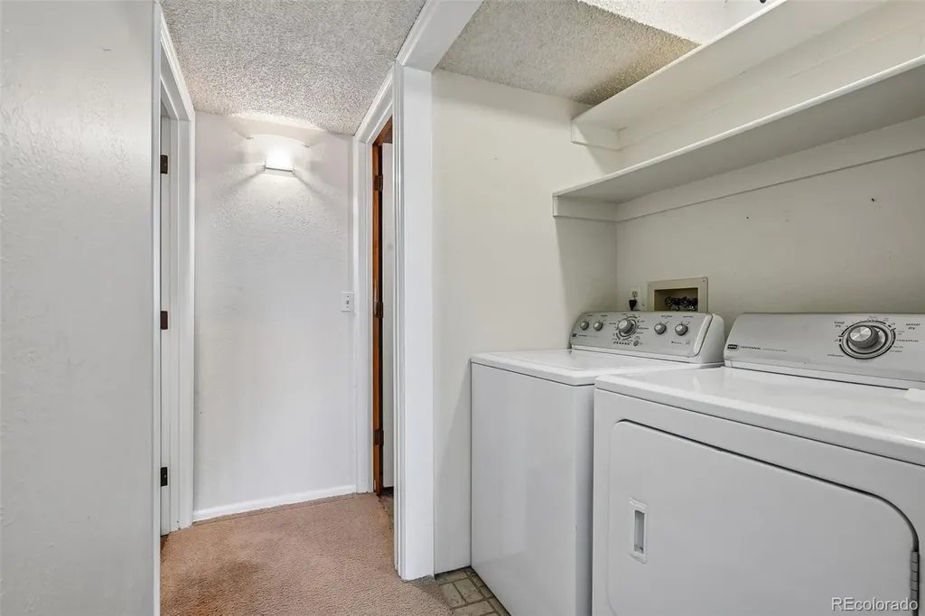 3990 S Rifle Court Aurora CO 80013