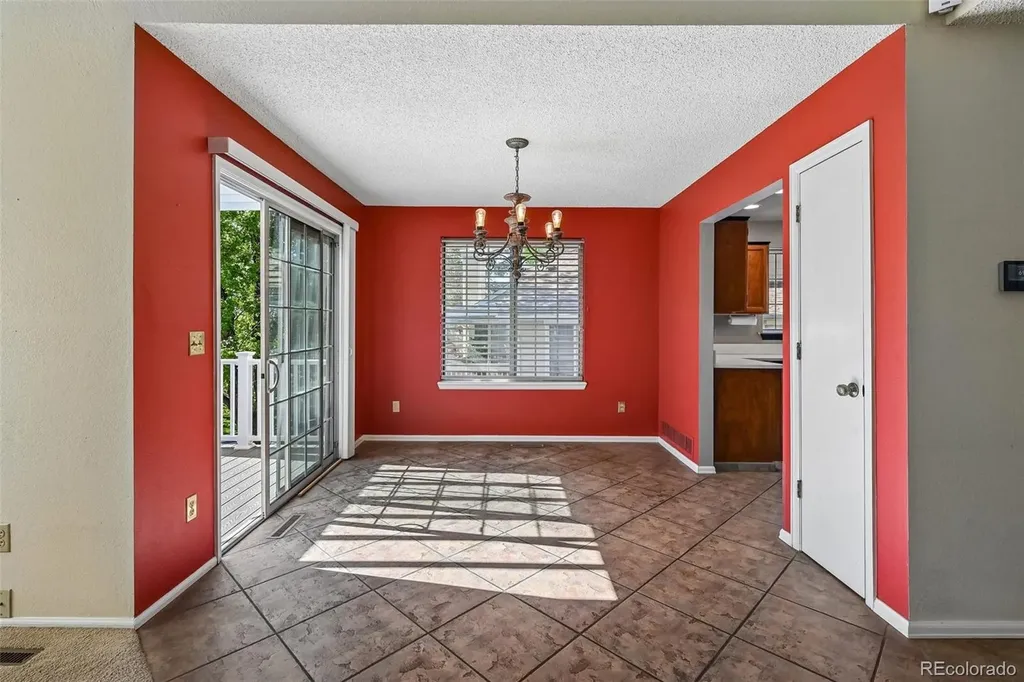 3990 S Rifle Court Aurora CO 80013