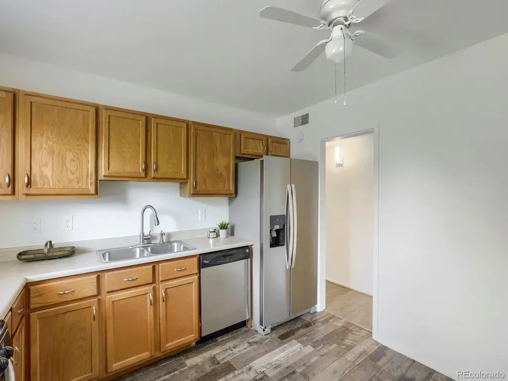 861 Racine Street Aurora CO 80011