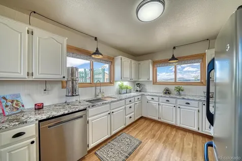 895 Acorn Road Cotopaxi CO 81223