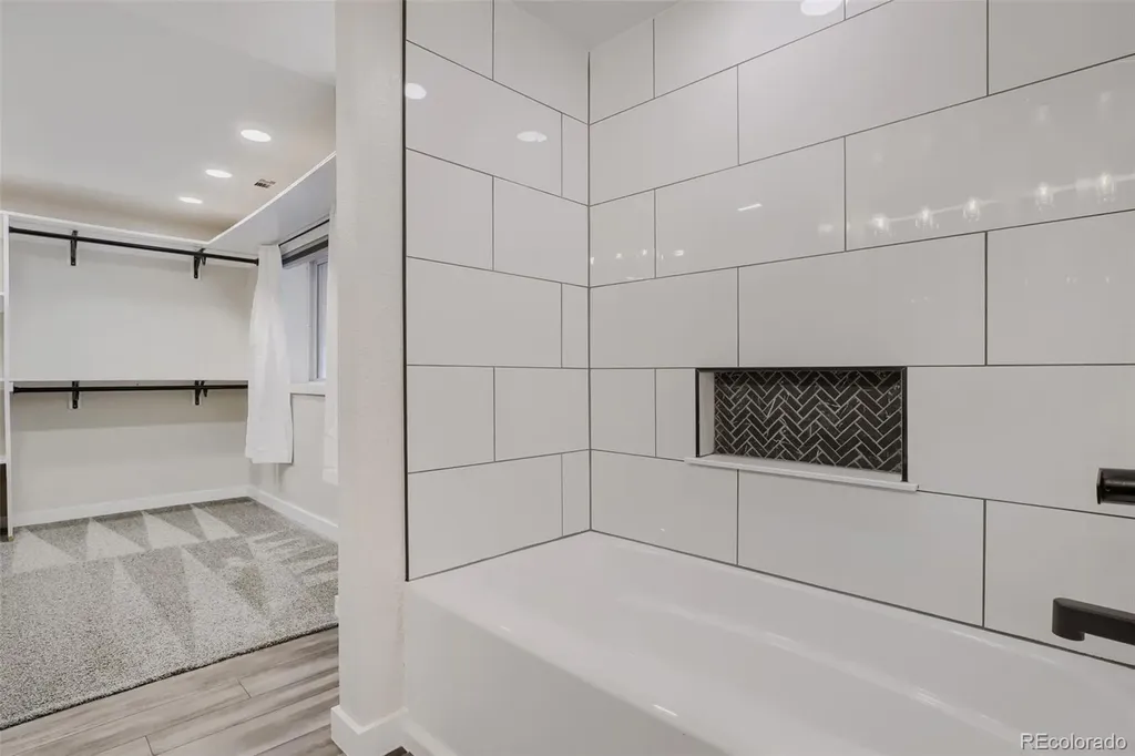 5171 S Buchanan Street Aurora CO 80016