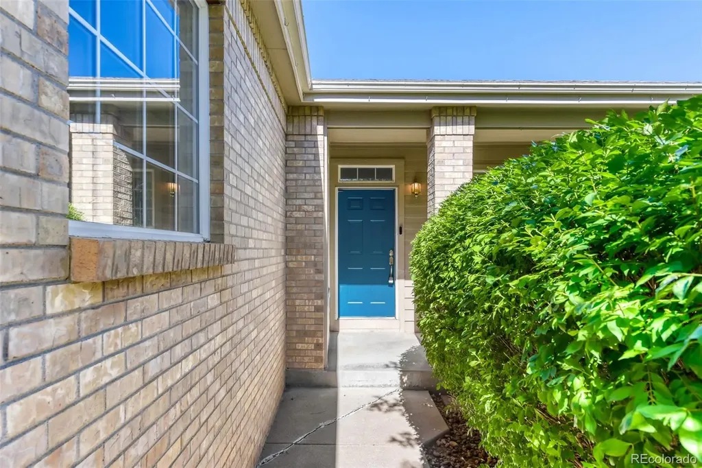 21 Woodland Circle Highlands Ranch CO 80126