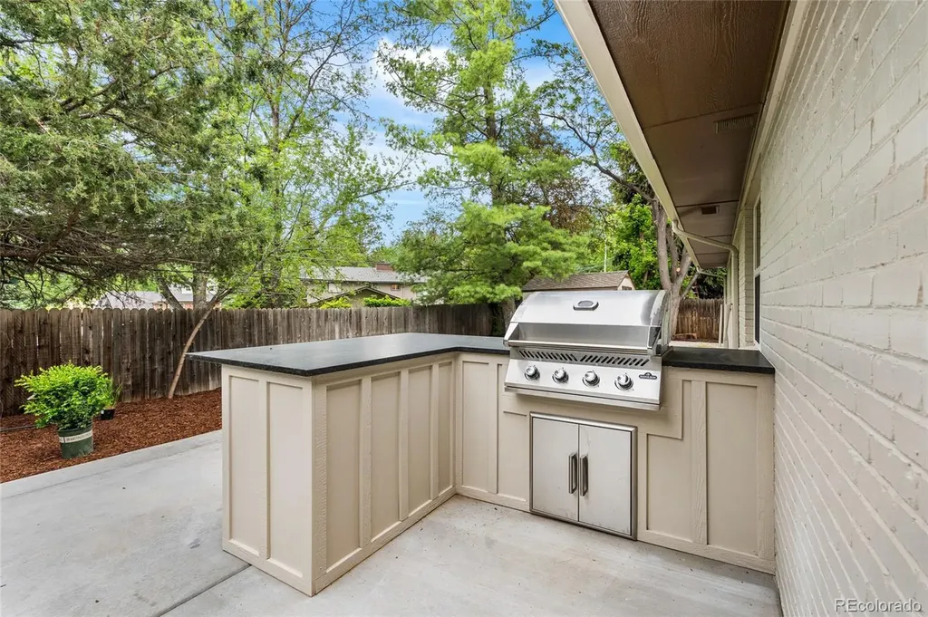 2778 Berry Lane Golden CO 80401