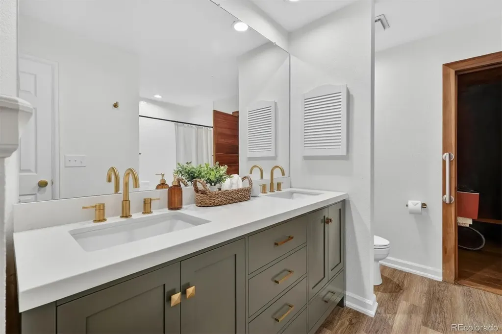13611 E Evans Avenue Aurora CO 80014