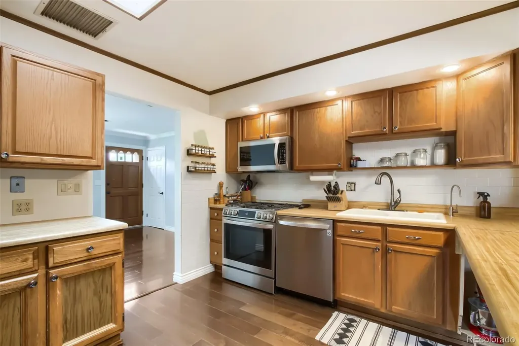 7085 Welch Court Arvada CO 80004