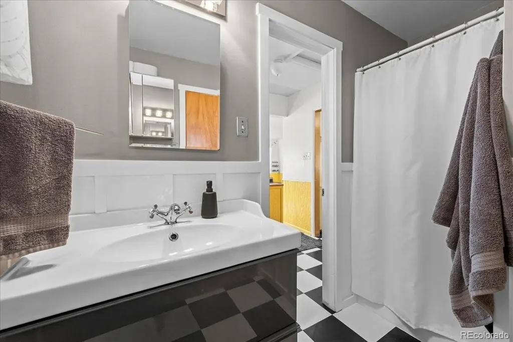 125 Hemlock Street Broomfield CO 80020