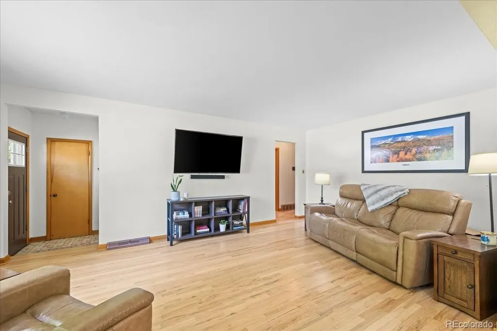 125 Hemlock Street Broomfield CO 80020