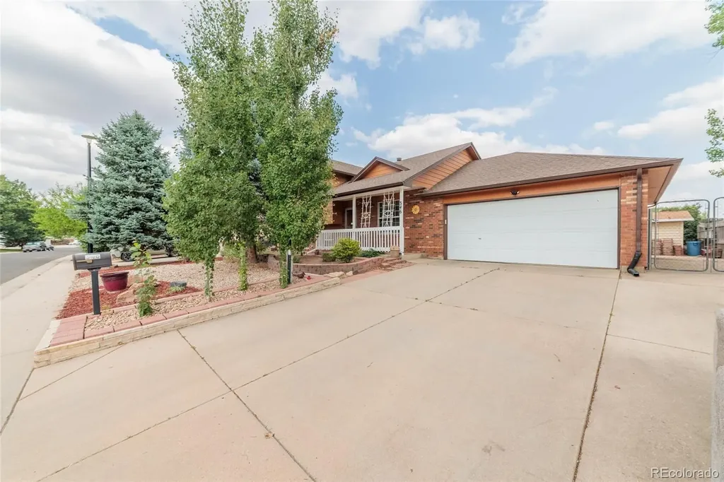 346 S 33rd Avenue Brighton CO 80601
