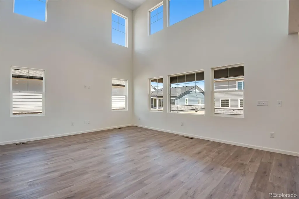 24563 E 34th Avenue Aurora CO 80019