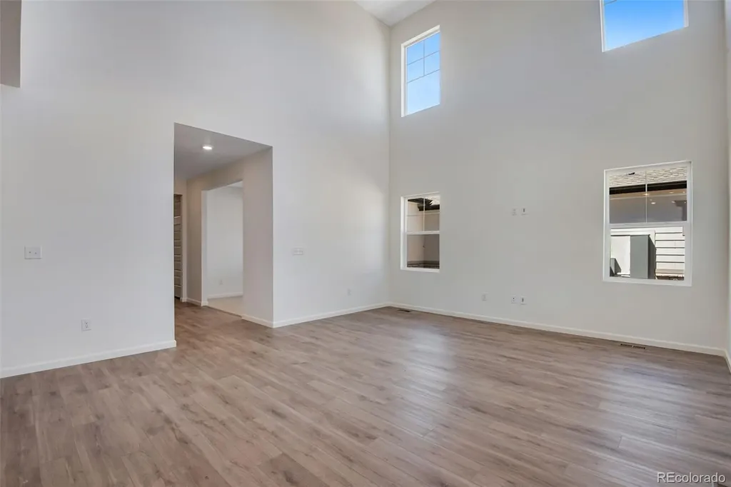 24563 E 34th Avenue Aurora CO 80019