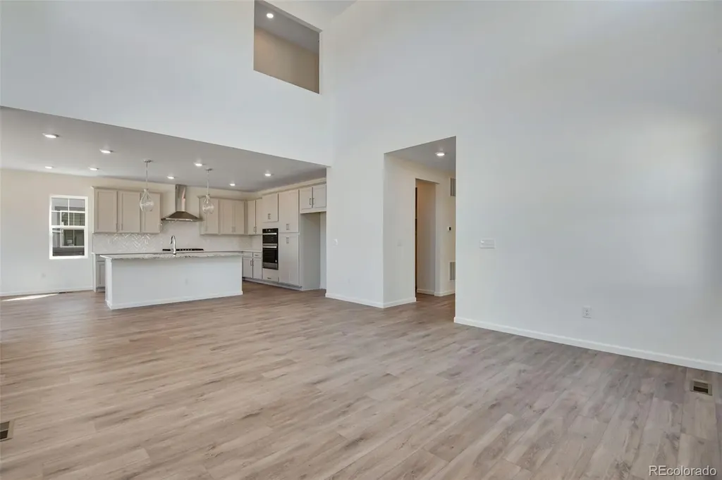 24563 E 34th Avenue Aurora CO 80019