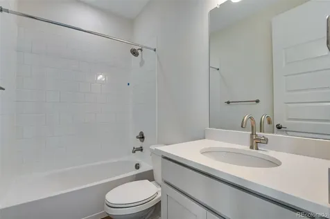 24563 E 34th Avenue Aurora CO 80019
