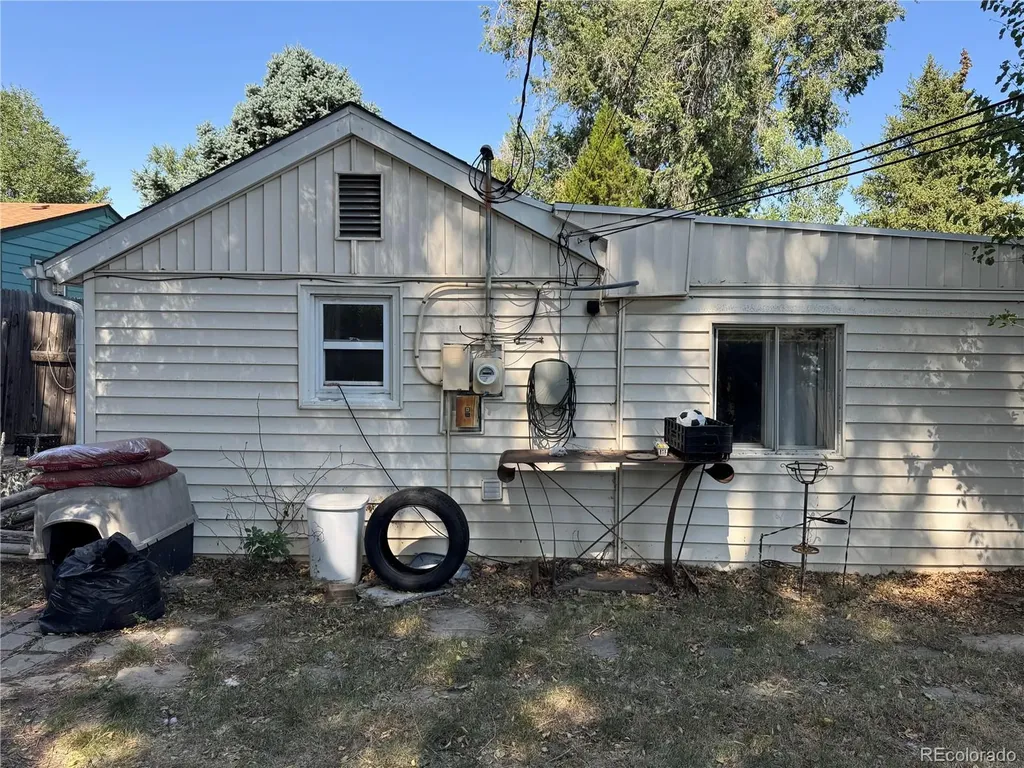 800 Stuart Street Denver CO 80204