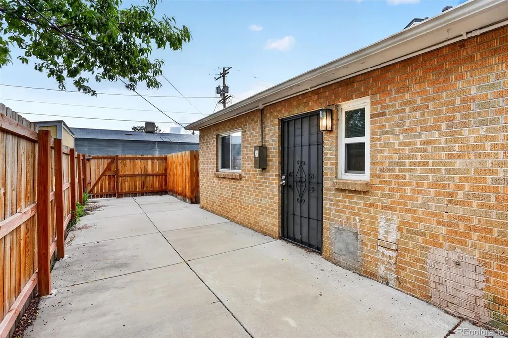 1427 Uinta Street Denver CO 80220
