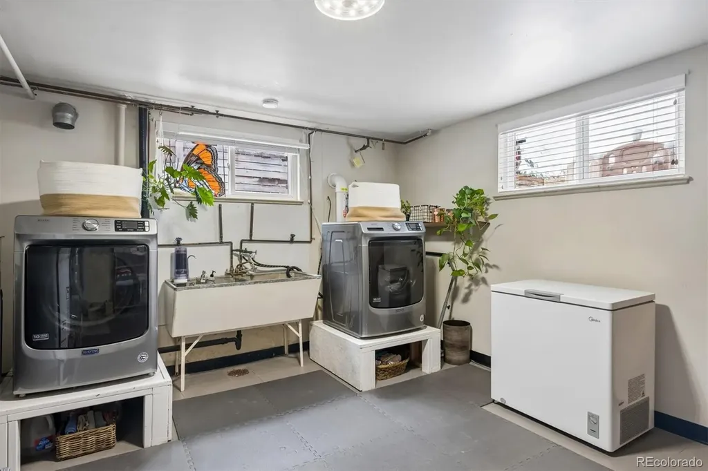 4565 W 35th Avenue Denver CO 80212