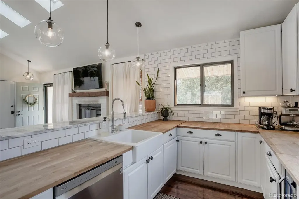 7294 S Crescent Drive Littleton CO 80120