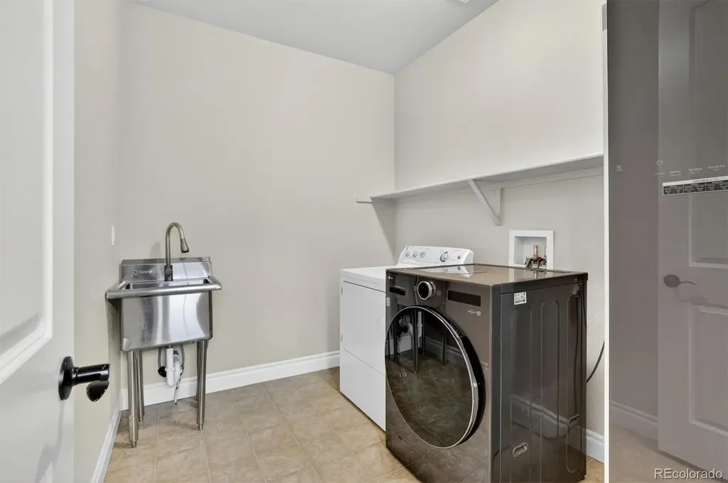 10126 Ridgegate Circle Lone Tree CO 80124