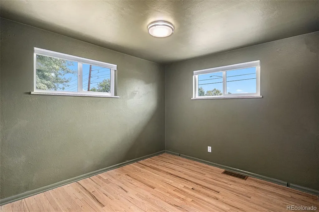 5445 Vallejo Street Denver CO 80221
