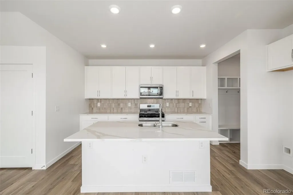 2652 E 103rd Avenue Thornton CO 80229