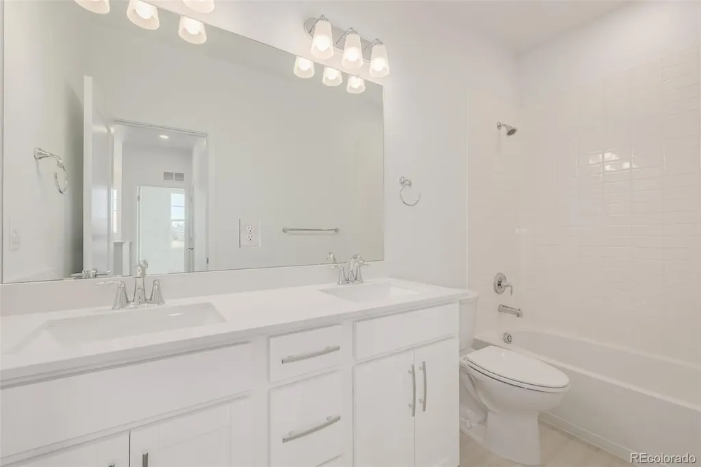 2652 E 103rd Avenue Thornton CO 80229