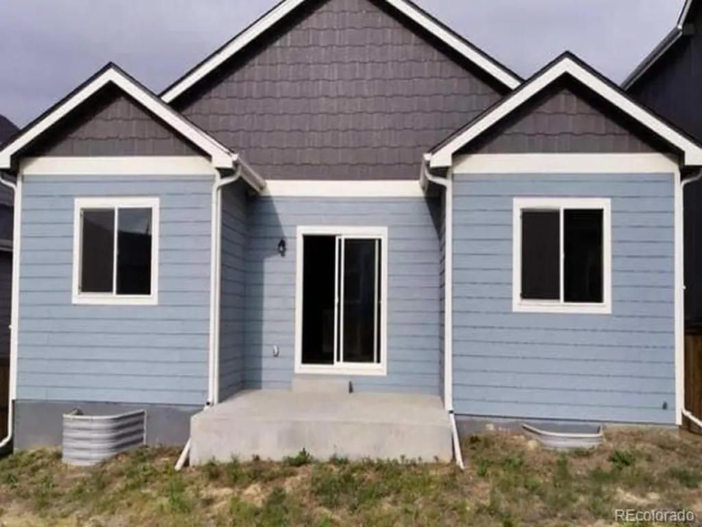 1750 Avery Plaza Street Severance CO 80550