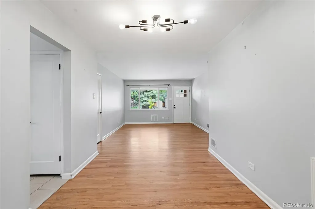 3460 E Nielsen Lane Denver CO 80210