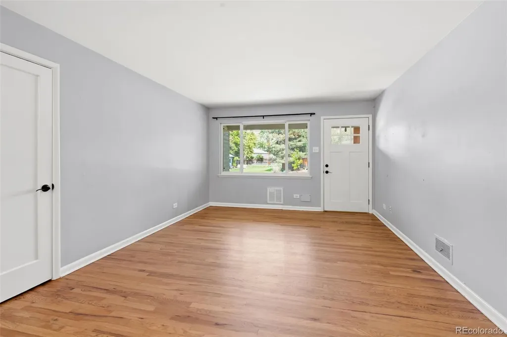 3460 E Nielsen Lane Denver CO 80210