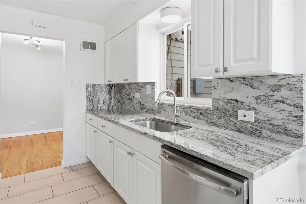 3460 E Nielsen Lane Denver CO 80210