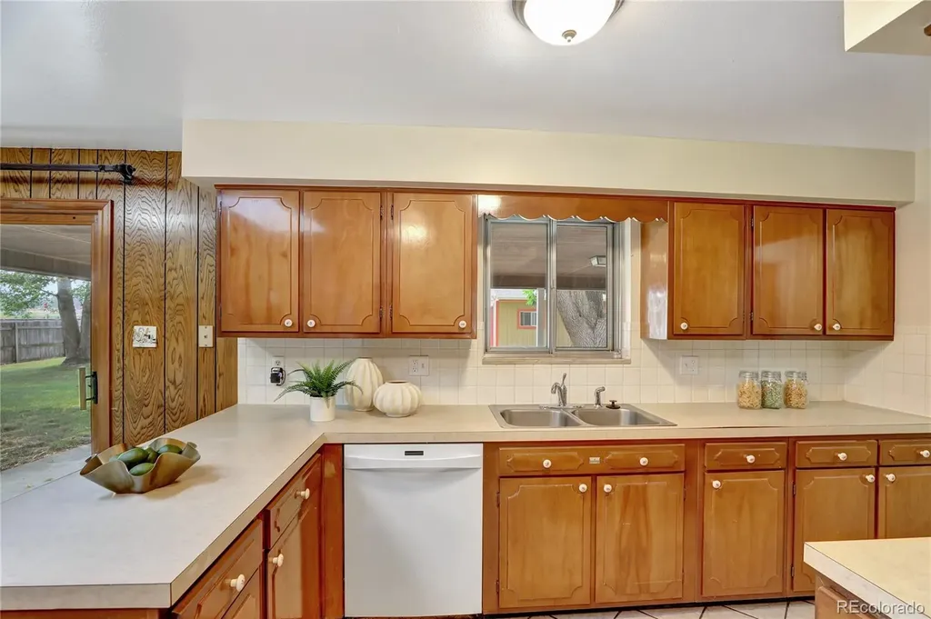 45 Hoyt Street Denver CO 80226