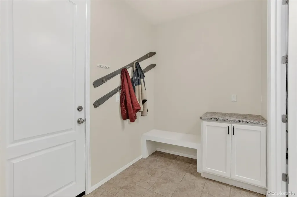 6064 Flattop Golden CO 80403