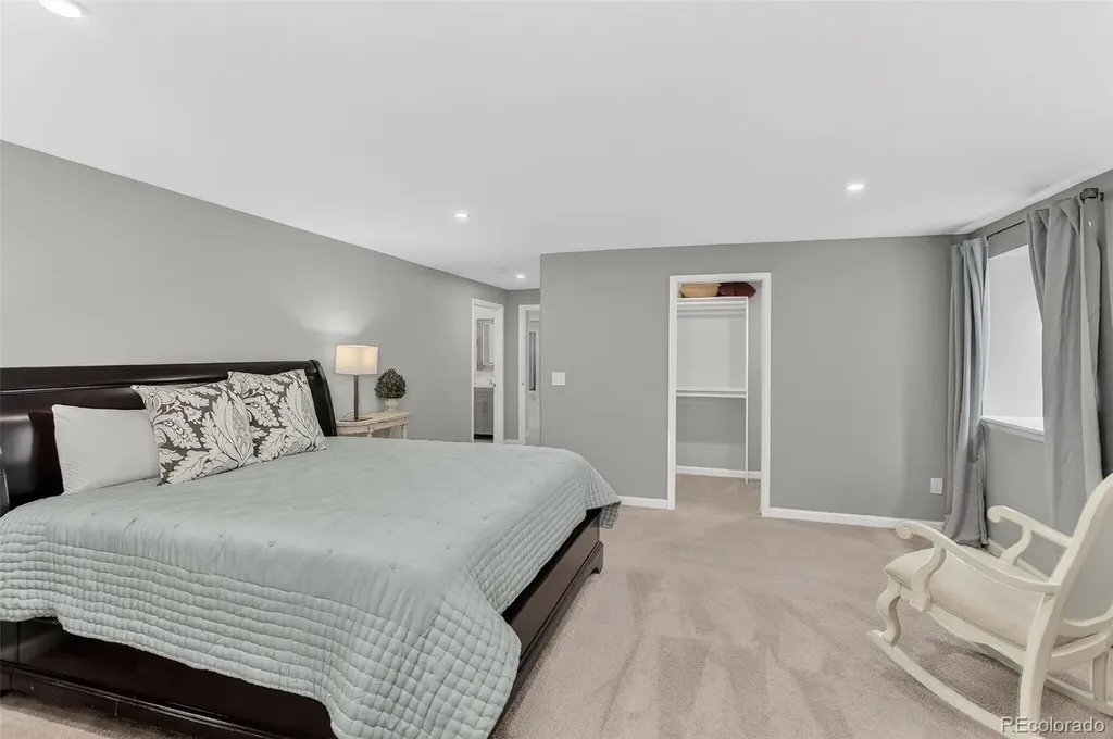 6064 Flattop Golden CO 80403